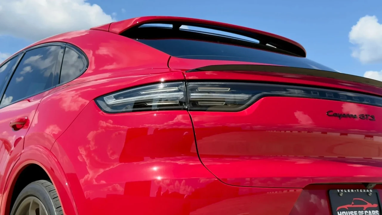 2021 Porsche 9Y0/9Y3 Cayenne GTS - Image 21 of 31