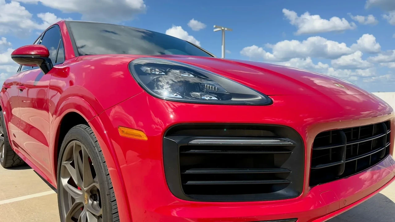 2021 Porsche 9Y0/9Y3 Cayenne GTS - Image 10 of 31