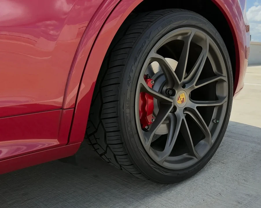 2021 Porsche 9Y0/9Y3 Cayenne GTS - Image 27 of 31