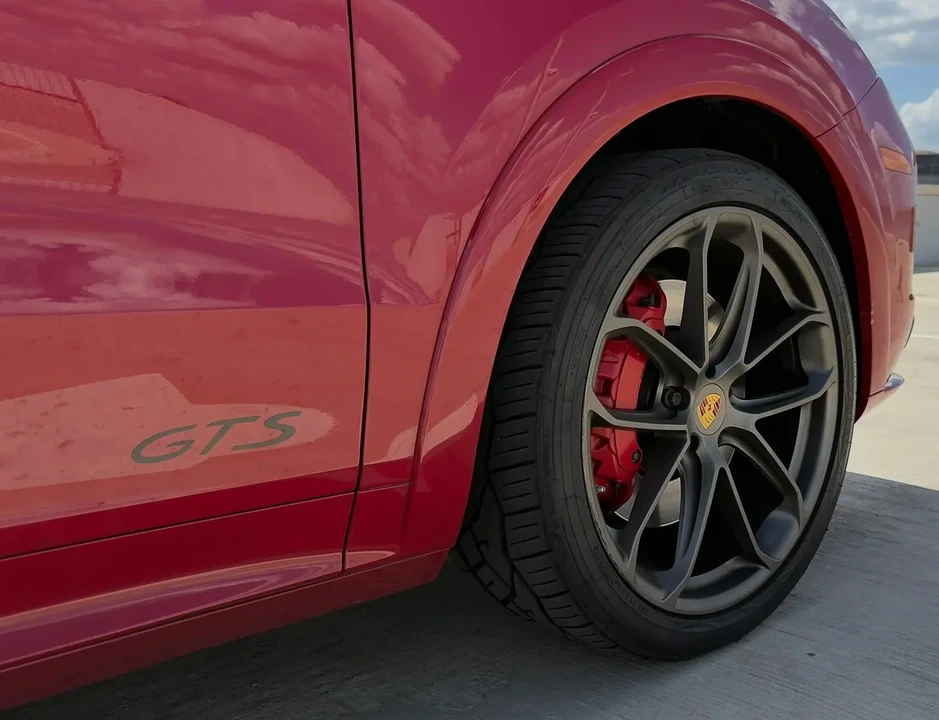 2021 Porsche 9Y0/9Y3 Cayenne GTS - Image 28 of 31