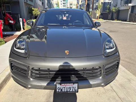 2021 Porsche Cayenne Hybrid Base