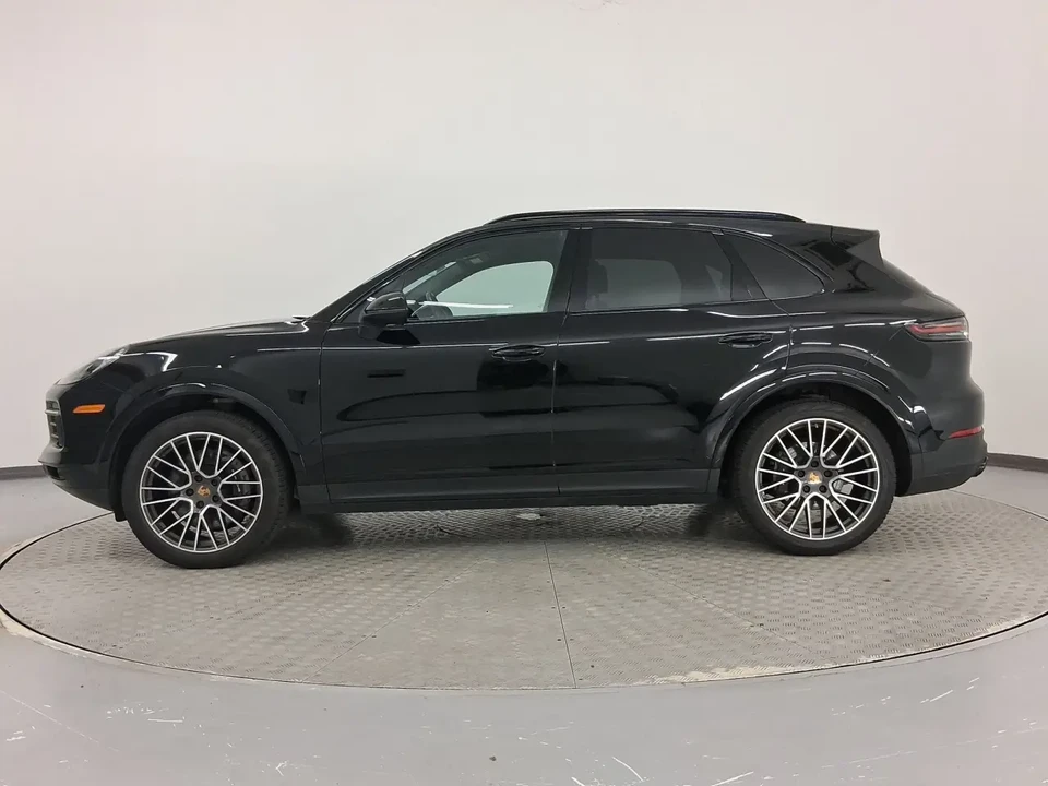 2021 Porsche 9Y0/9Y3 Cayenne - Image 2 of 6