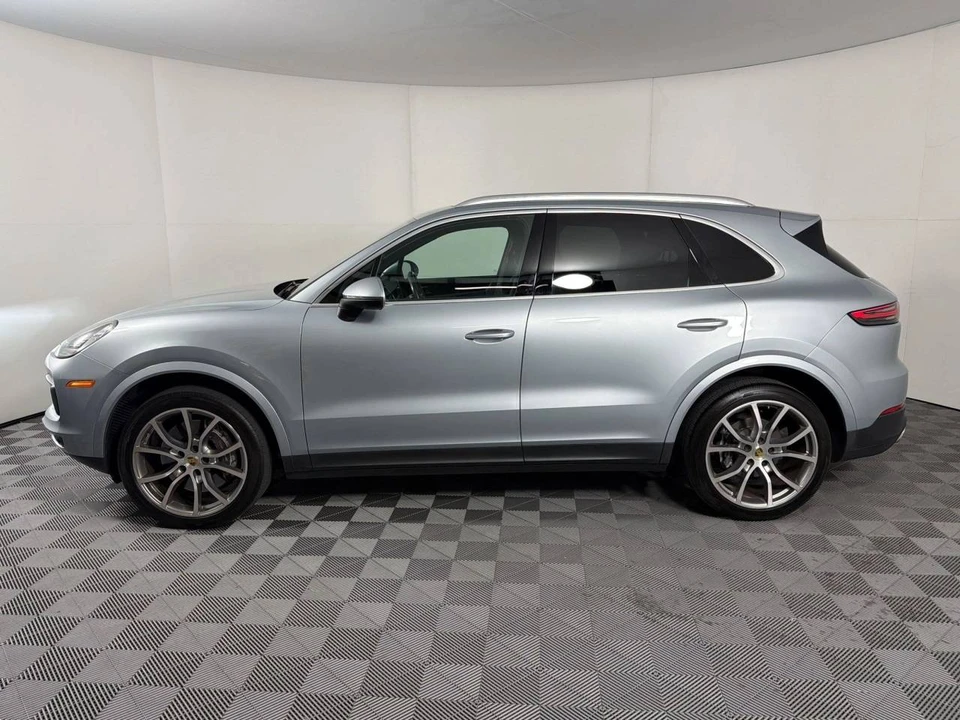 2021 Porsche 9Y0/9Y3 Cayenne - Image 2 of 5