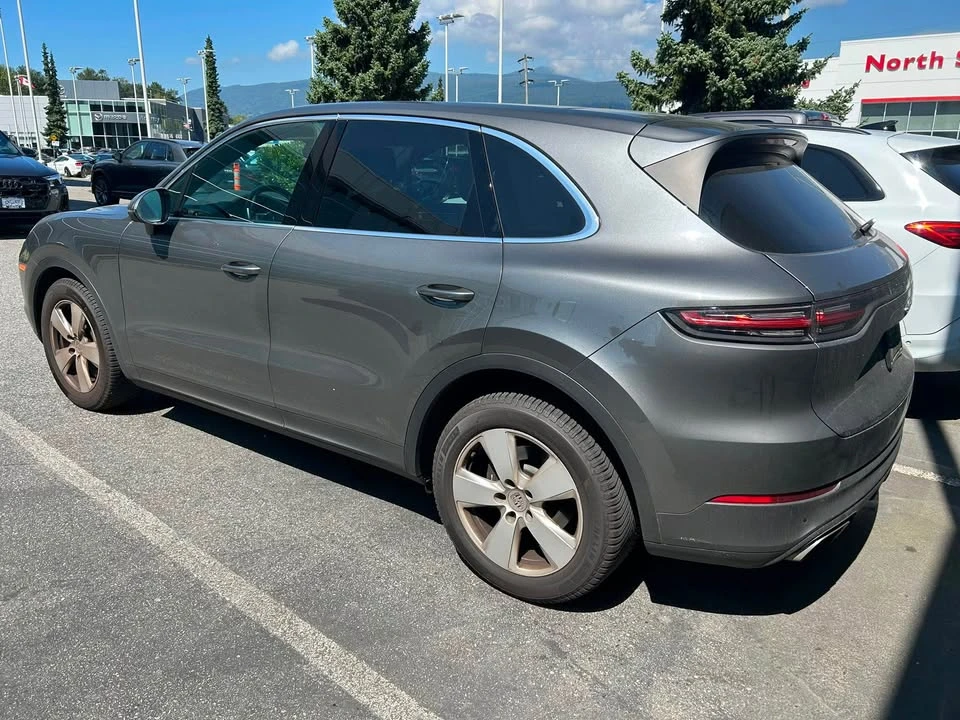 2021 Porsche 9Y0/9Y3 Cayenne - Image 2 of 8
