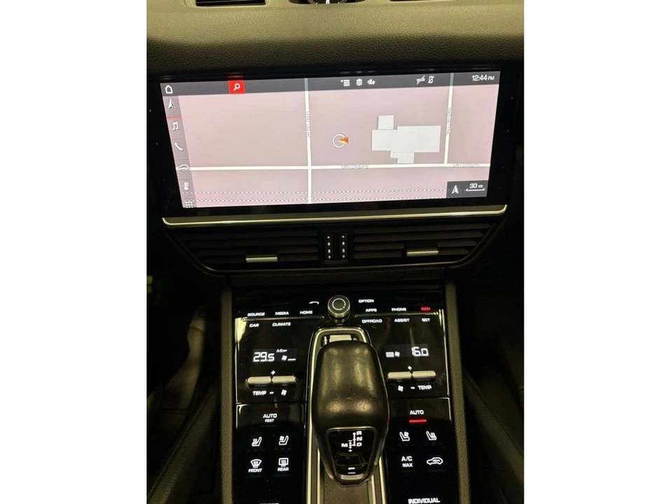 2021 Porsche 9Y0/9Y3 Cayenne - Image 18 of 19