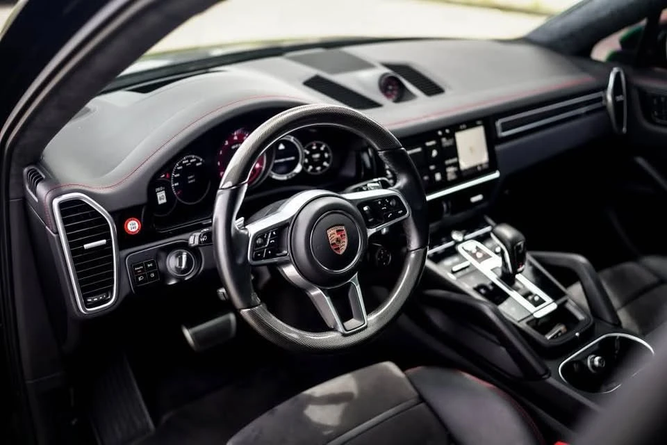 2021 Porsche 9Y0/9Y3 Cayenne - Image 2 of 9