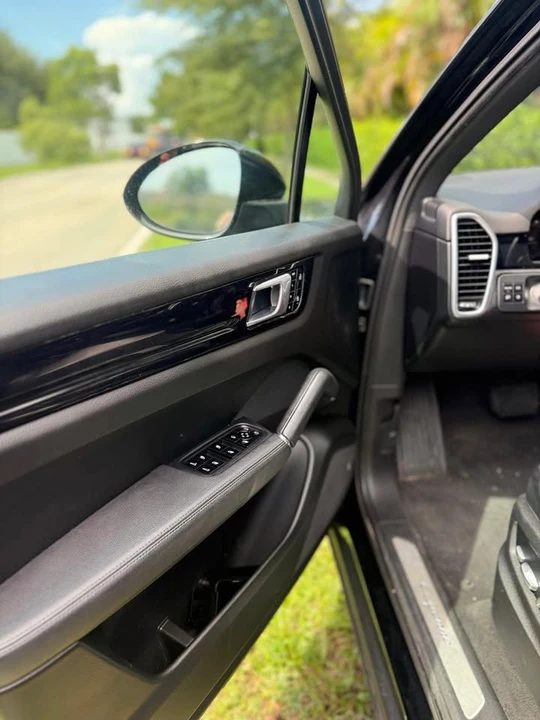 2021 Porsche 9Y0/9Y3 Cayenne - Image 14 of 14