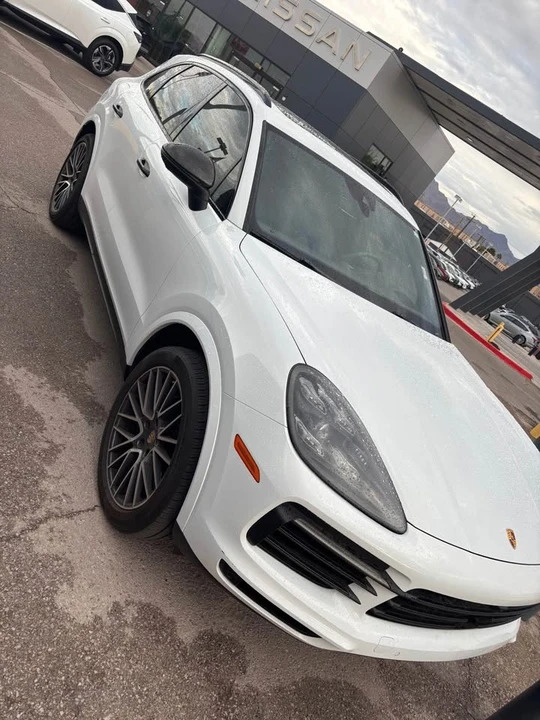 2021 Porsche 9Y0/9Y3 Cayenne - Image 2 of 5