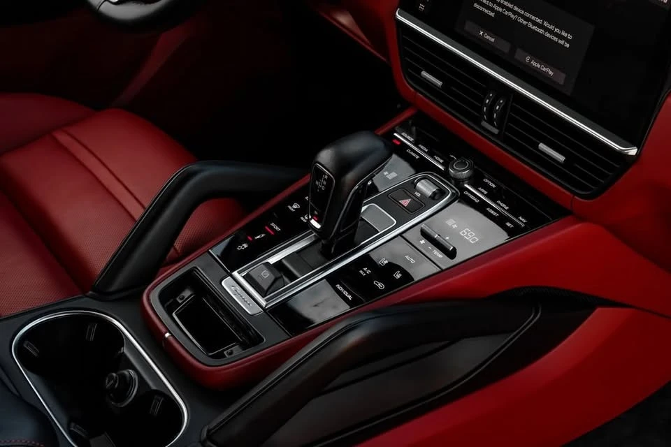 2021 Porsche 9Y0/9Y3 Cayenne - Image 19 of 20