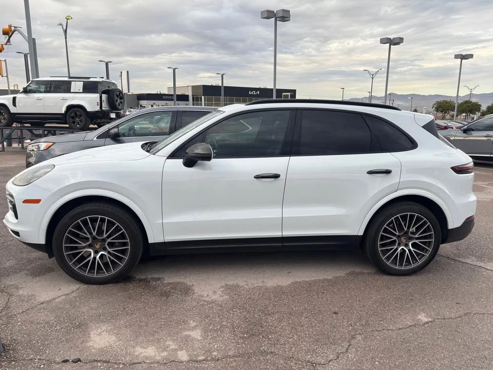 2021 Porsche 9Y0/9Y3 Cayenne - Image 3 of 5