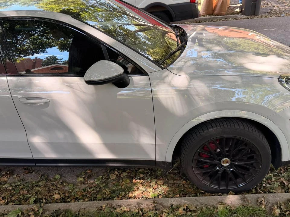 2021 Porsche 9Y0/9Y3 Cayenne - Image 2 of 12