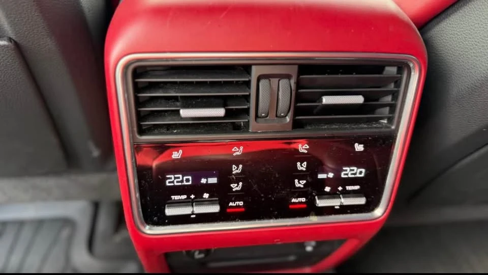 2021 Porsche 9Y0/9Y3 Cayenne - Image 14 of 20
