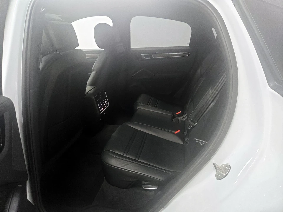 2021 Porsche 9Y0/9Y3 Cayenne Coupe - Image 22 of 28