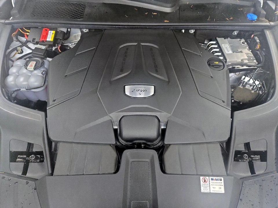 2021 Porsche 9Y0/9Y3 Cayenne Coupe - Image 24 of 28