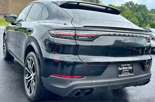 2021 Porsche Cayenne S Sport Utility 4D