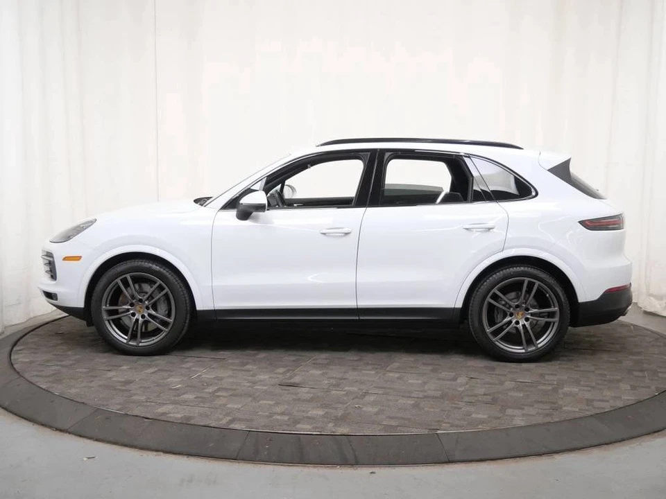 2021 Porsche 9Y0/9Y3 Cayenne S - Image 2 of 5