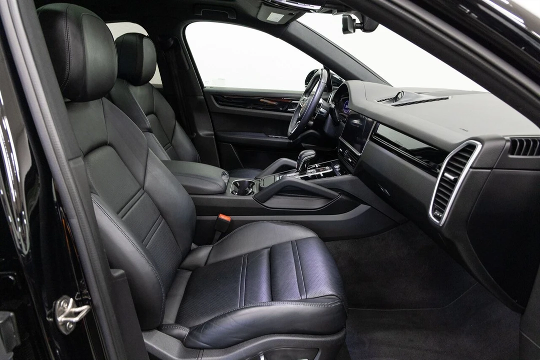 2021 Porsche 9Y0/9Y3 Cayenne Coupe - Image 14 of 18