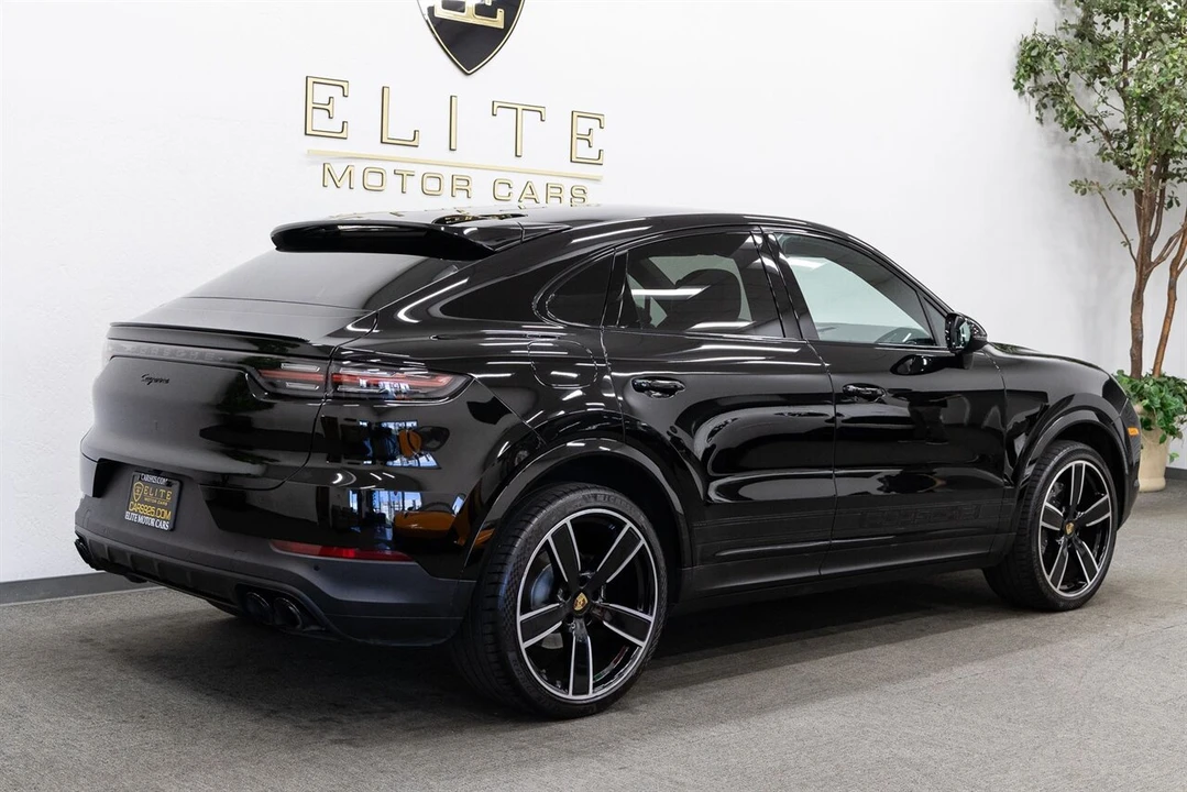2021 Porsche 9Y0/9Y3 Cayenne Coupe - Image 11 of 18