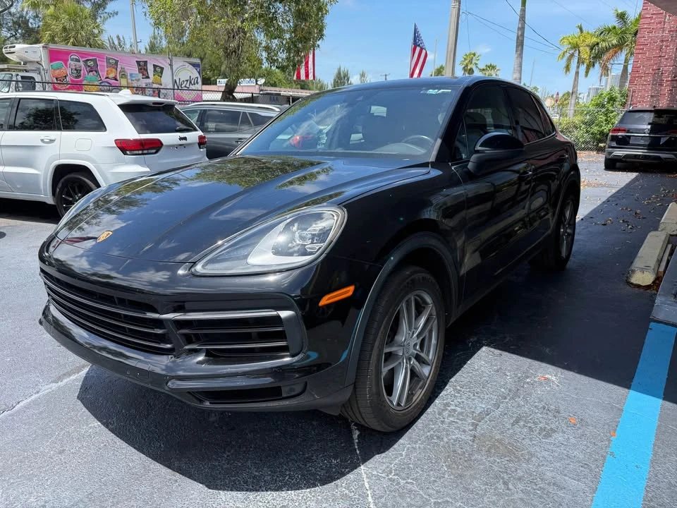 2021 Porsche 9Y0/9Y3 Cayenne - Image 2 of 10