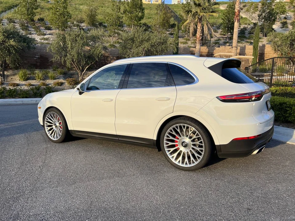 2021 Porsche 9Y0/9Y3 Cayenne - Image 4 of 19