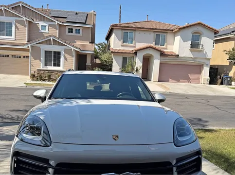 2021 Porsche Cayenne Sport Utility 4D