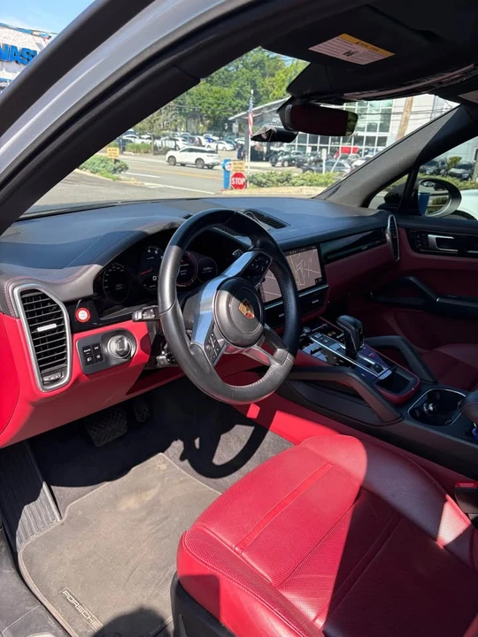 2021 Porsche 9Y0/9Y3 Cayenne - Image 16 of 20