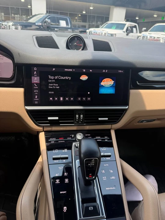 2021 Porsche 9Y0/9Y3 Cayenne - Image 10 of 10