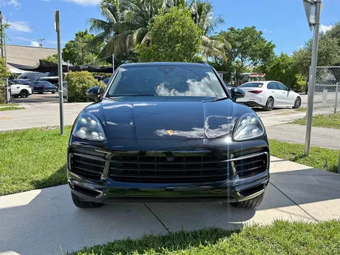 2021 Porsche Cayenne Sport Utility 4D
