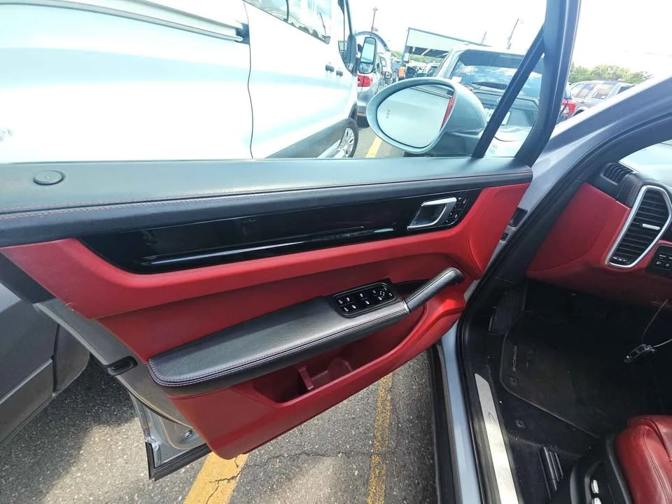 2021 Porsche 9Y0/9Y3 Cayenne - Image 8 of 14