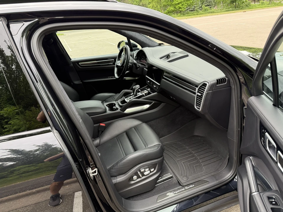 2021 Porsche 9Y0/9Y3 Cayenne Turbo - Image 24 of 31