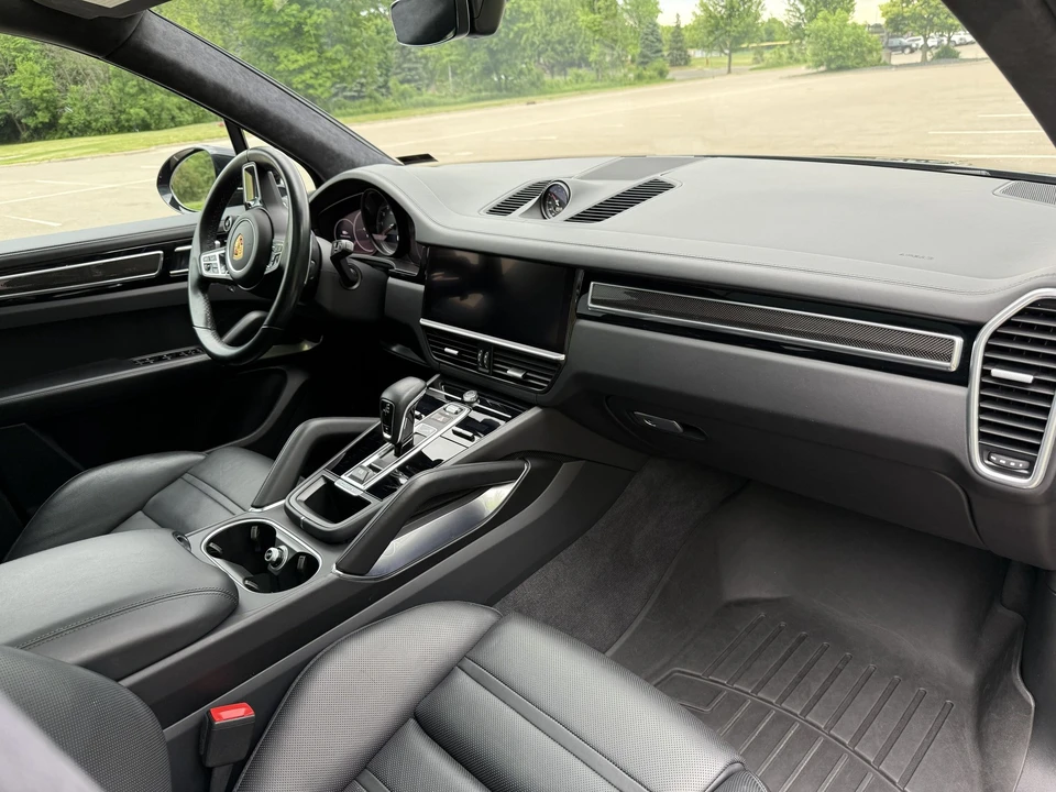 2021 Porsche 9Y0/9Y3 Cayenne Turbo - Image 26 of 31
