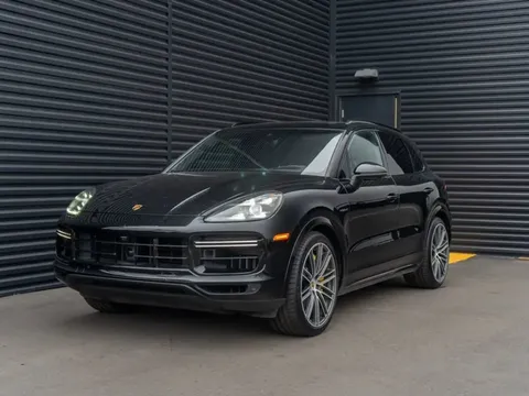 2021 Porsche Cayenne Turbo S E-Hybrid