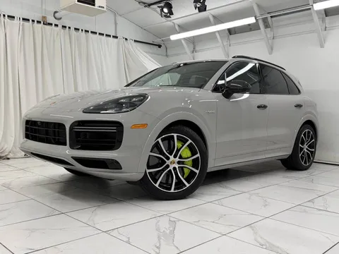 2021 Porsche Cayenne Turbo S E-Hybrid