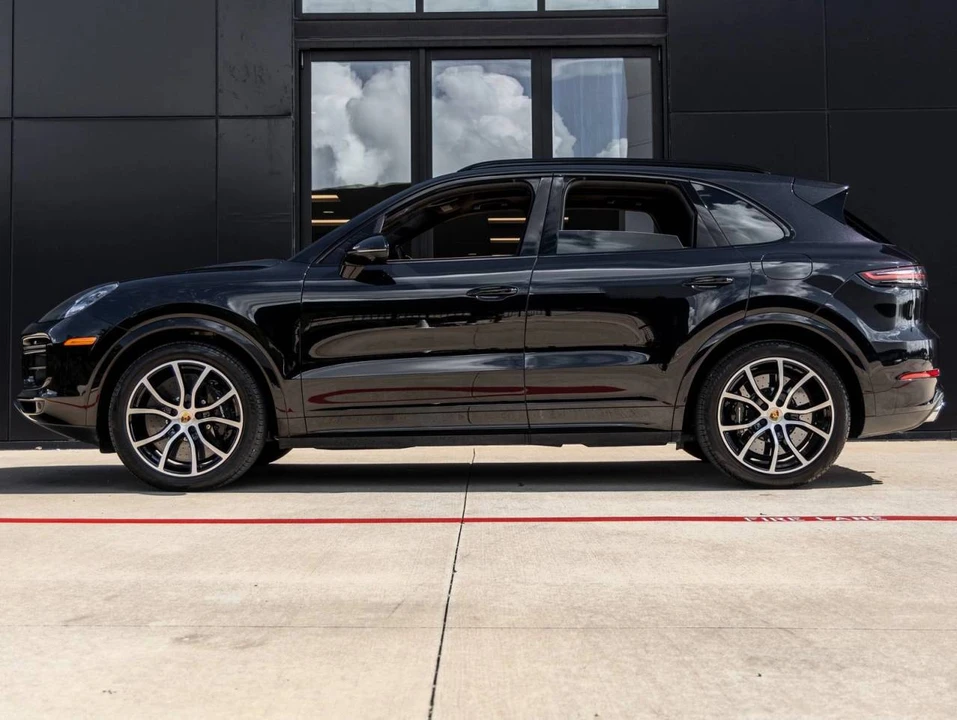 2021 Porsche 9Y0/9Y3 Cayenne - Image 2 of 5