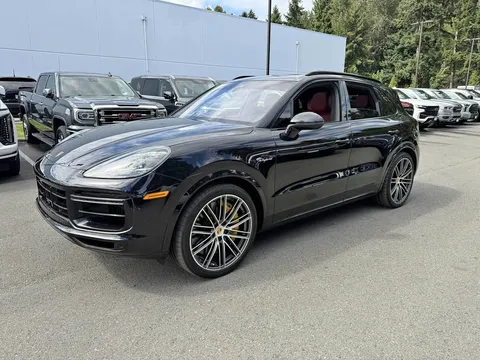 2021 Porsche Cayenne Turbo S E-Hybrid Sport Utility 4D