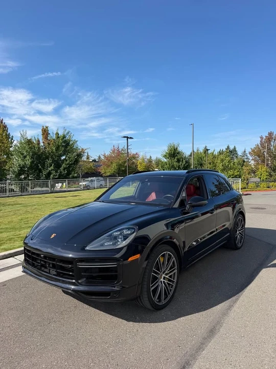 2021 Porsche 9Y0/9Y3 Cayenne - Image 2 of 15