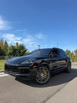 2021 Porsche Cayenne Turbo S E-Hybrid Sport Utility 4D