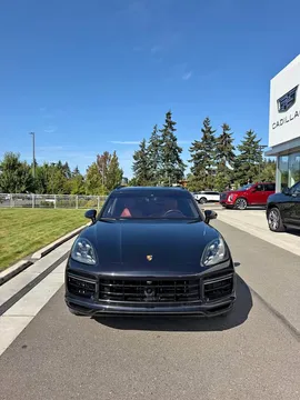 2021 Porsche Cayenne Turbo S E-Hybrid Sport Utility 4D