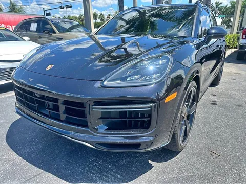 2021 Porsche Cayenne Turbo S E-Hybrid Sport Utility 4D