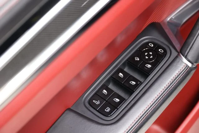 2021 Porsche Cayenne - Image 15 of 31