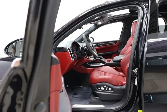 2021 Porsche Cayenne - Image 16 of 31