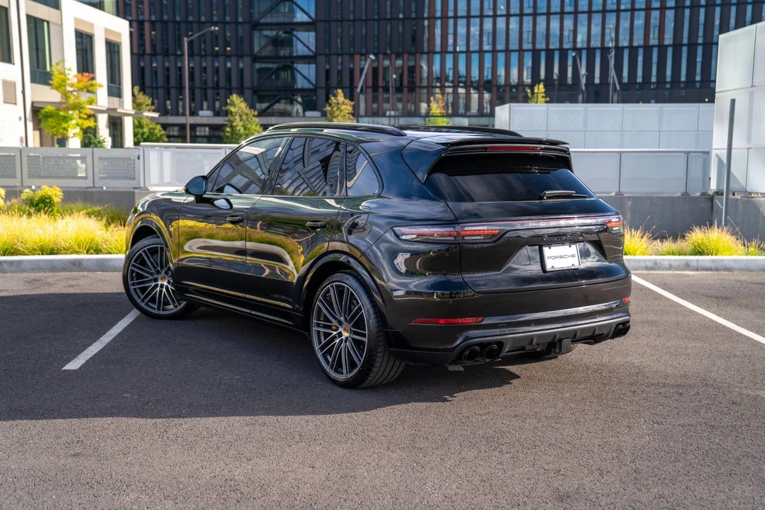 2021 Porsche 9Y0/9Y3 Cayenne - Image 3 of 5