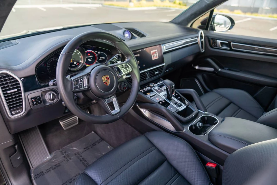 2021 Porsche 9Y0/9Y3 Cayenne - Image 4 of 5