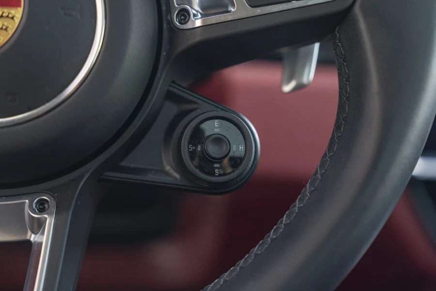 2021 Porsche 9Y0/9Y3 Cayenne Turbo - Image 28 of 31