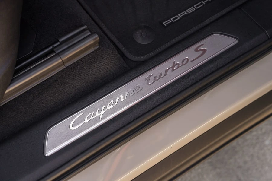 2021 Porsche 9Y0/9Y3 Cayenne Turbo - Image 23 of 31