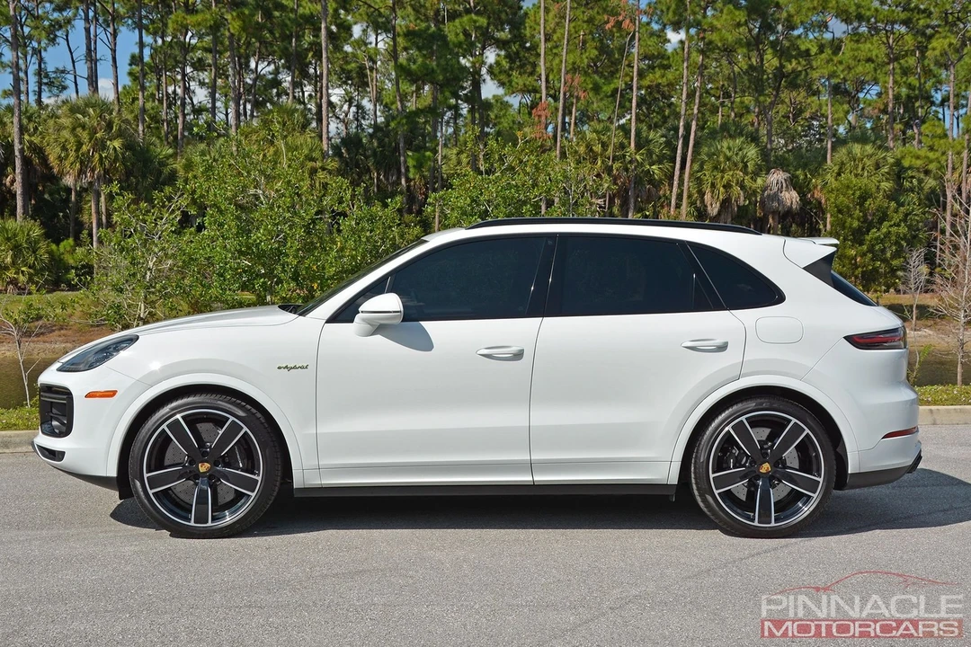 2021 Porsche Cayenne - Image 8 of 31