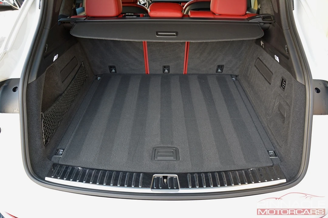2021 Porsche Cayenne - Image 28 of 31