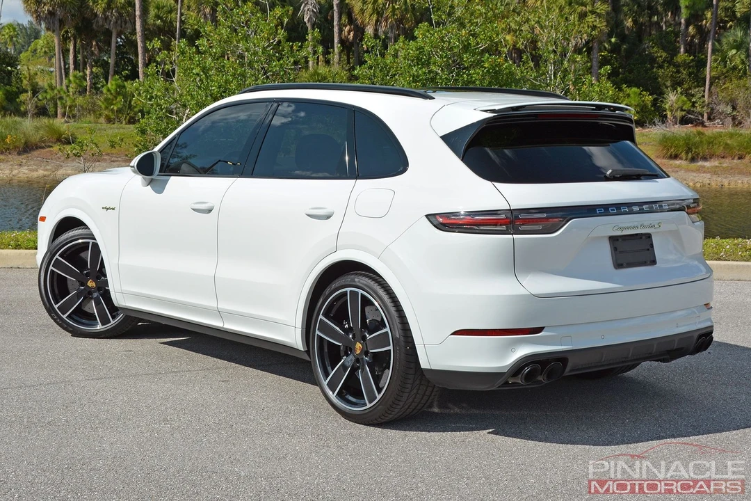 2021 Porsche Cayenne - Image 10 of 31