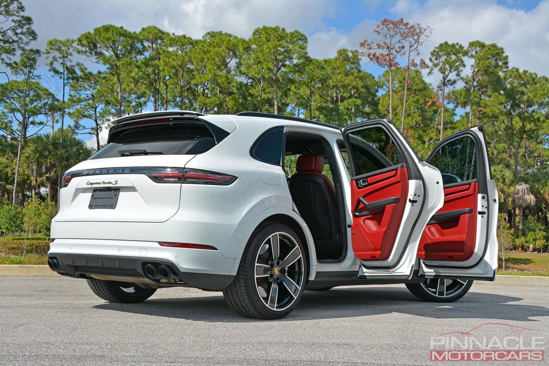 2021 Porsche Cayenne - Image 13 of 31