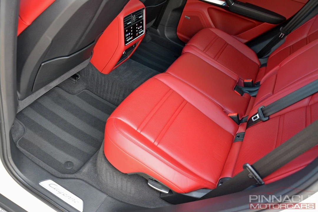 2021 Porsche Cayenne - Image 19 of 31